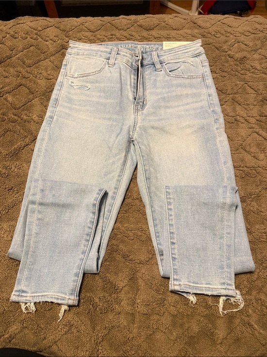American Eagle Outfitters Denim - American Eagle Outfitters Light Blue Cropped Skinny Jeans